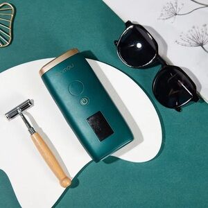 GLAMOU IPL HAIR REMOVAL DEVICE KIT - GREEN (BRAND NEW)